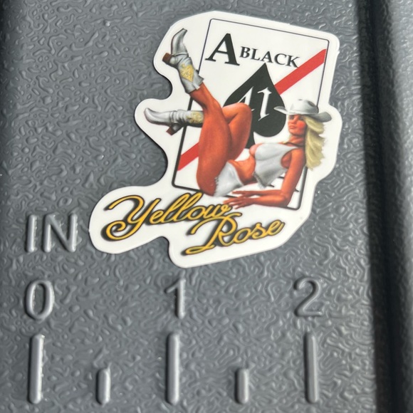 YELLOW ROSE Sexy Pinup Gorgeous Sticker Retro Vintage BomberGirl Ace Pilot - Picture 4 of 4